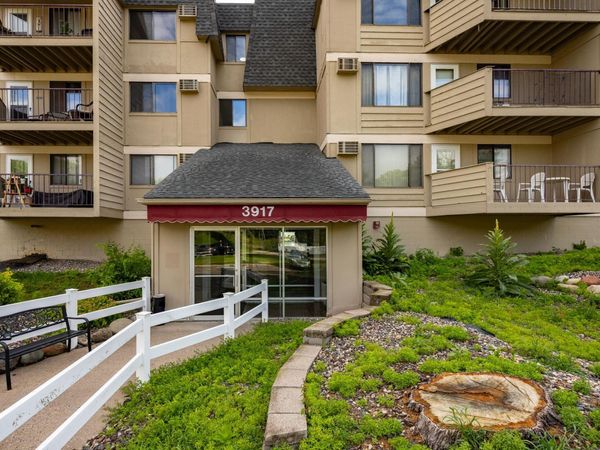 3917 Heritage Hills Drive, Unit 102, Bloomington, MN 55437