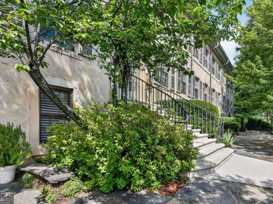 Property Image 32