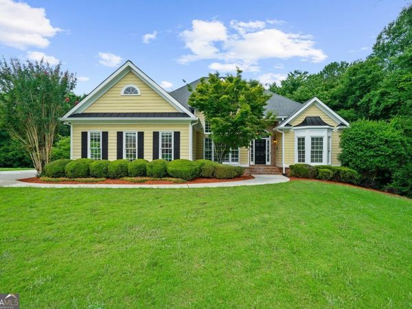 641 Richmond Place, Loganville, GA 30052