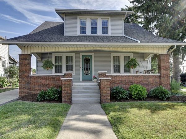 917 W Main Street , Sugarcreek, OH 44681