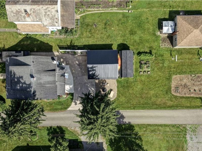 917 W Main Street, Sugarcreek, OH 44681 Photo 17