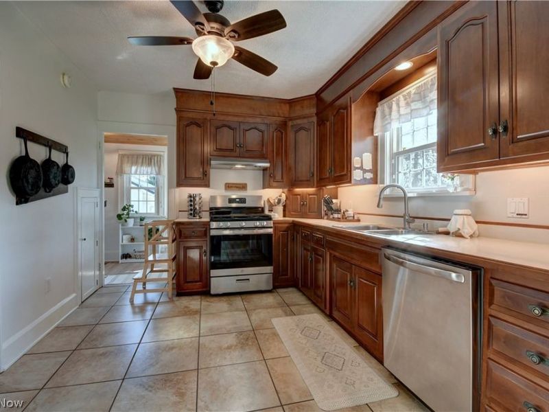 917 W Main Street, Sugarcreek, OH 44681 Photo 20