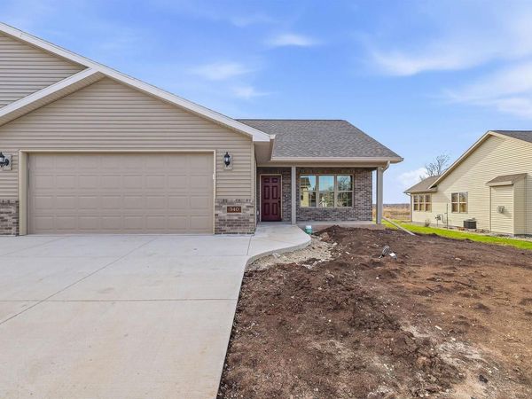 340 TWILIGHT TRAIL, Fond Du Lac, WI 54937