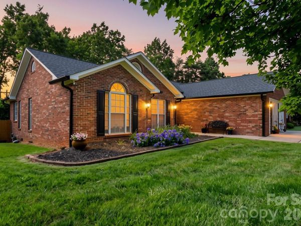 7760 Wallace Lane, Denver, NC 28037