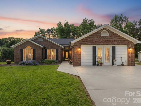 7760 Wallace Lane, Denver, NC 28037