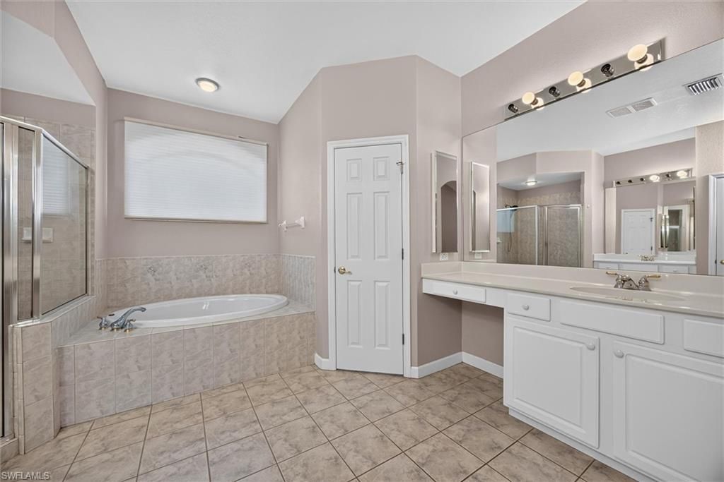 13716 Magnolia Lake Ct , Fort Myers, FL 33907 Photo
