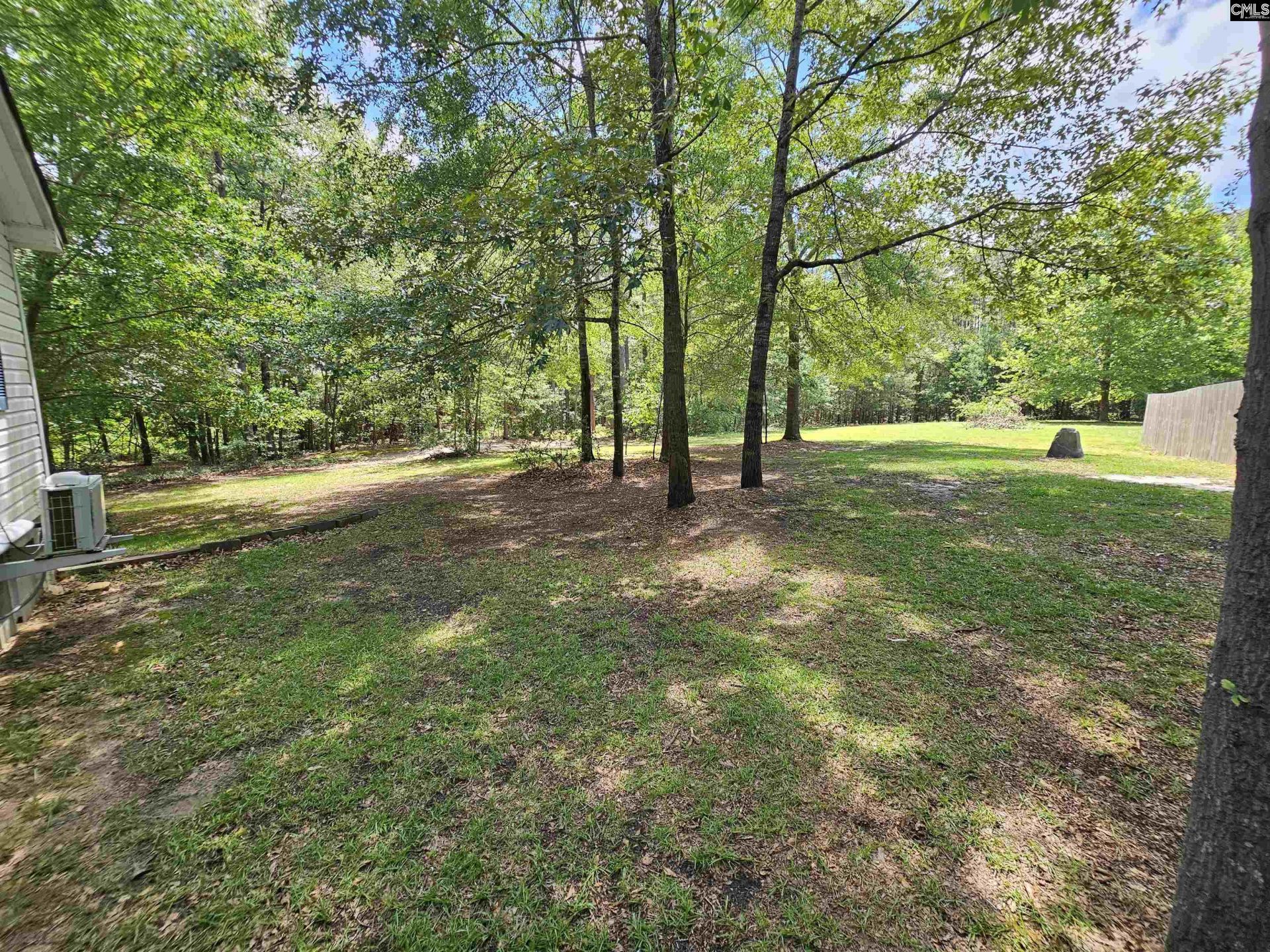 2559 Bowen Street  Photo 22