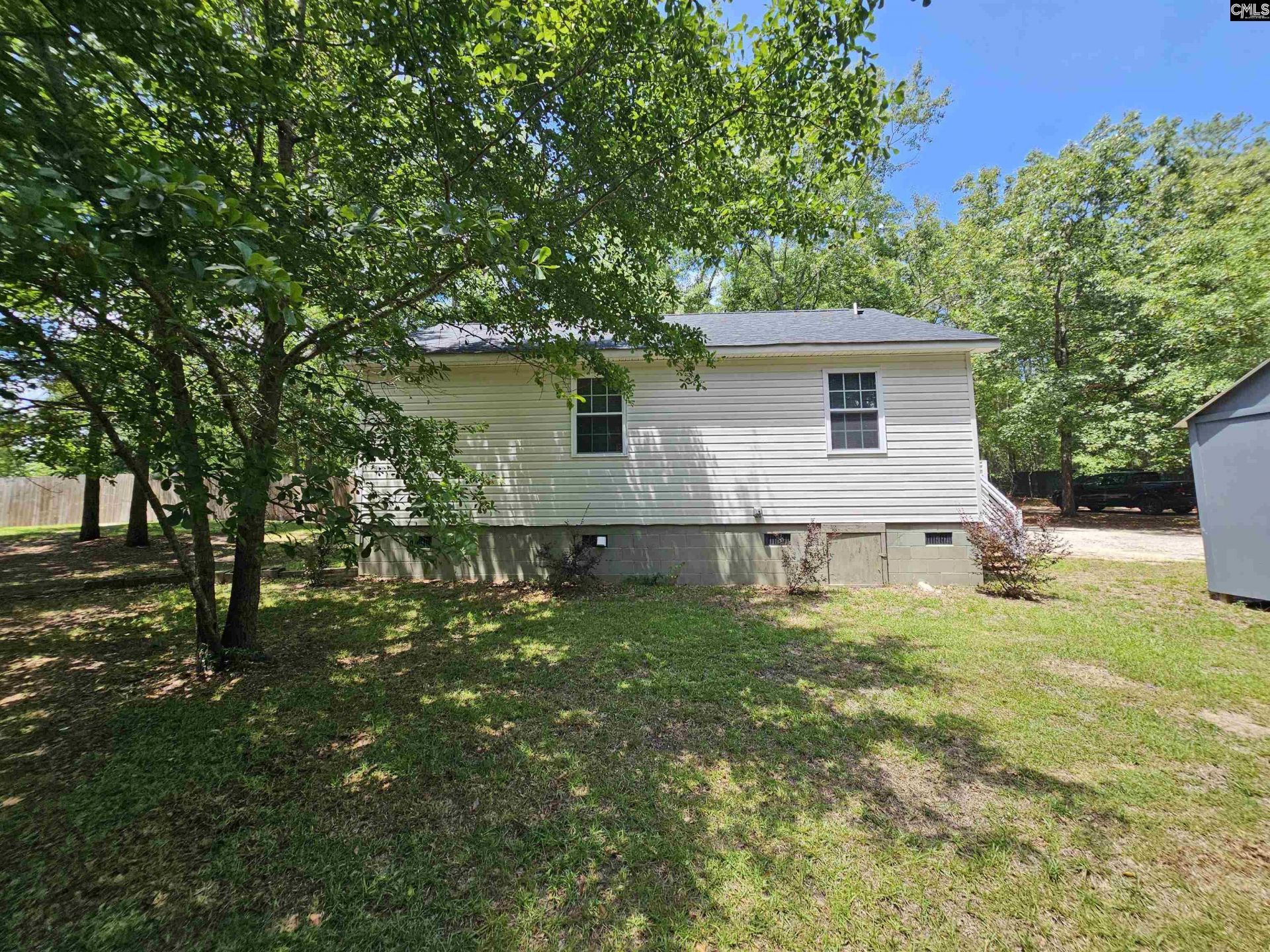 2559 Bowen Street  Photo 25