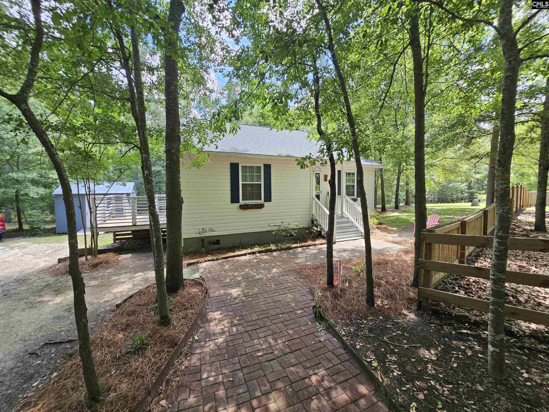 2559 Bowen Street  Photo 27