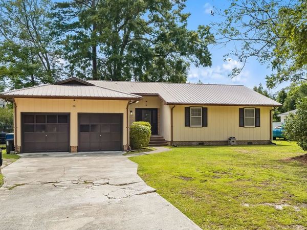 221 Hunters Rd. , Myrtle Beach, SC 29579