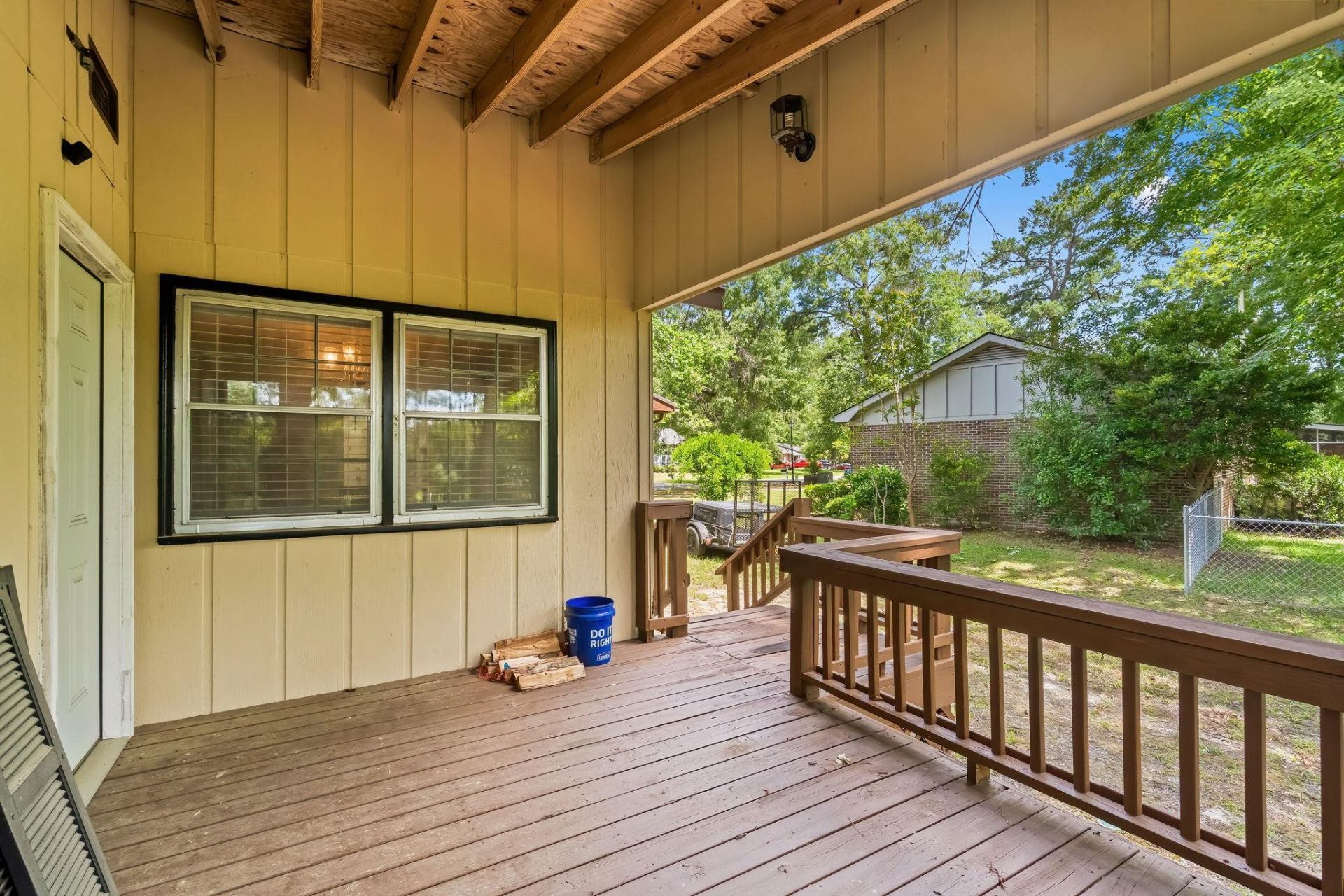 221 Hunters Rd.  Photo 35
