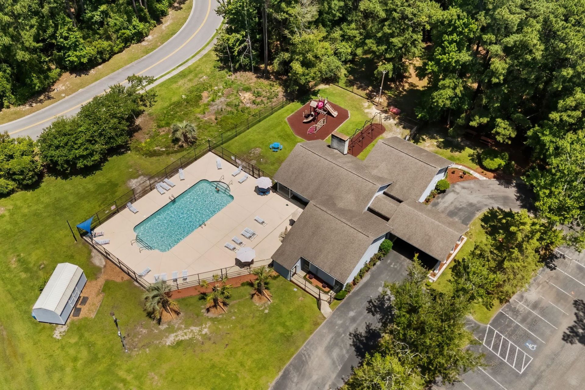 221 Hunters Rd.  Photo 45