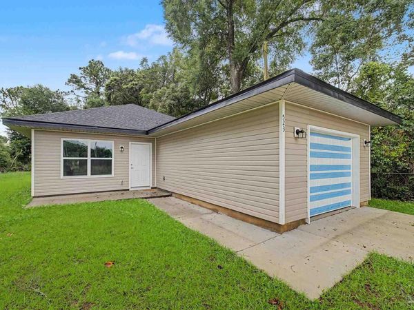 523 Bayliss Ct, Pensacola, FL 32505