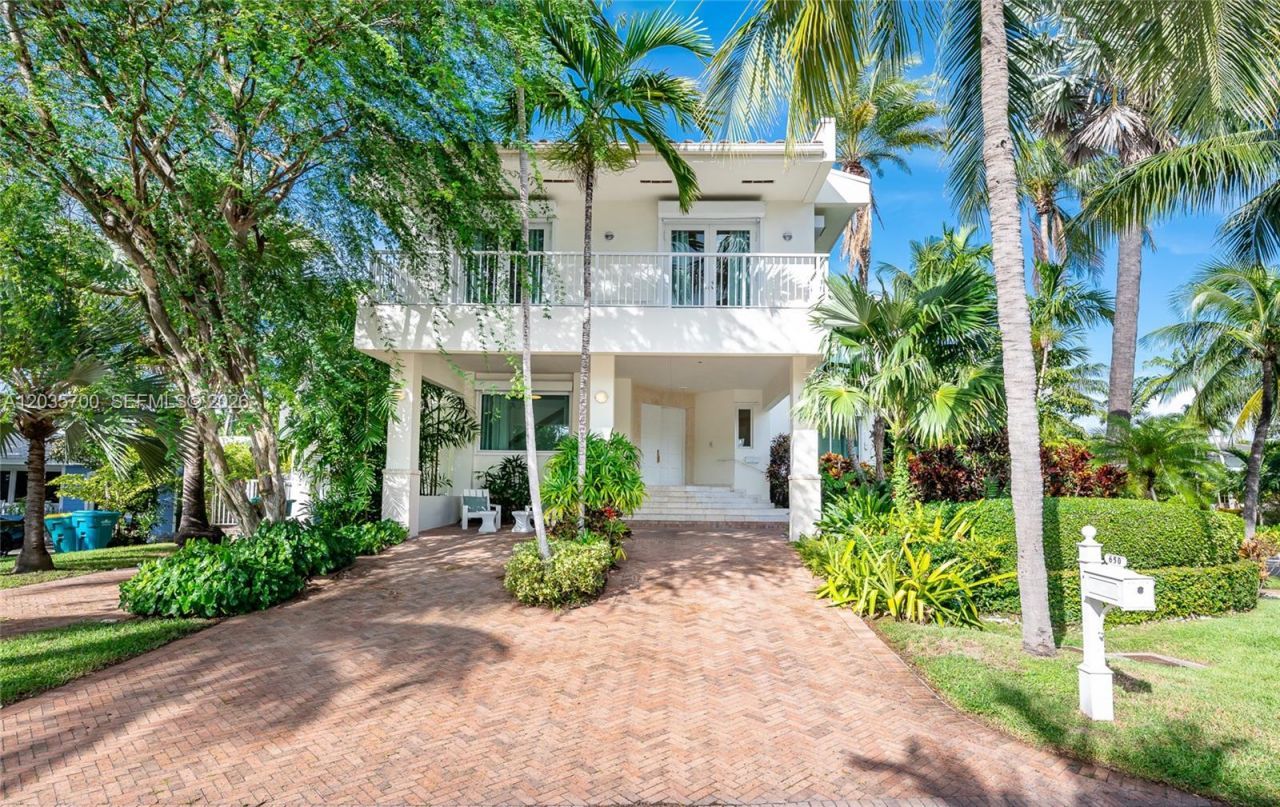 650 Curtiswood Dr, Key Biscayne, FL 33149 Photo