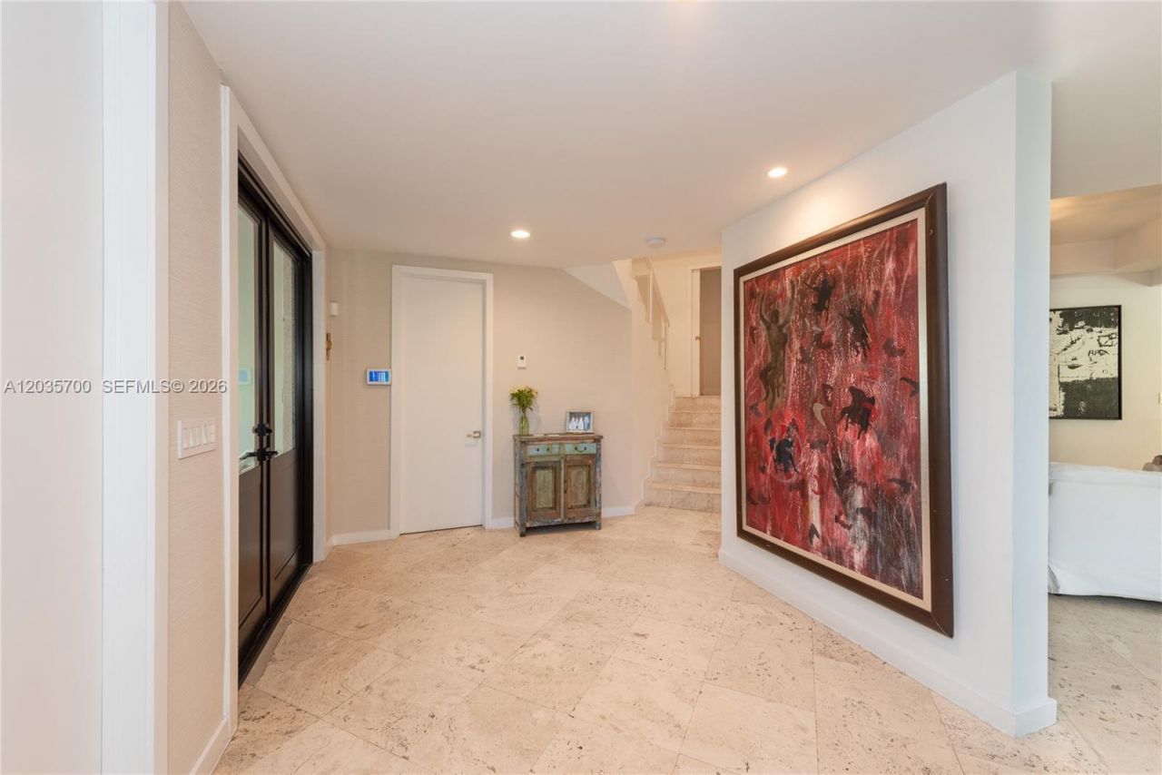 650 Curtiswood Dr, Key Biscayne, FL 33149 Photo