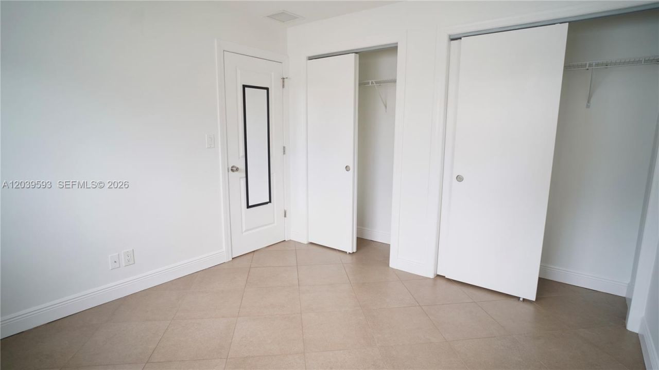 323 Northlake Dr, Unit 323/325, North Palm Beach, FL 33408 Photo