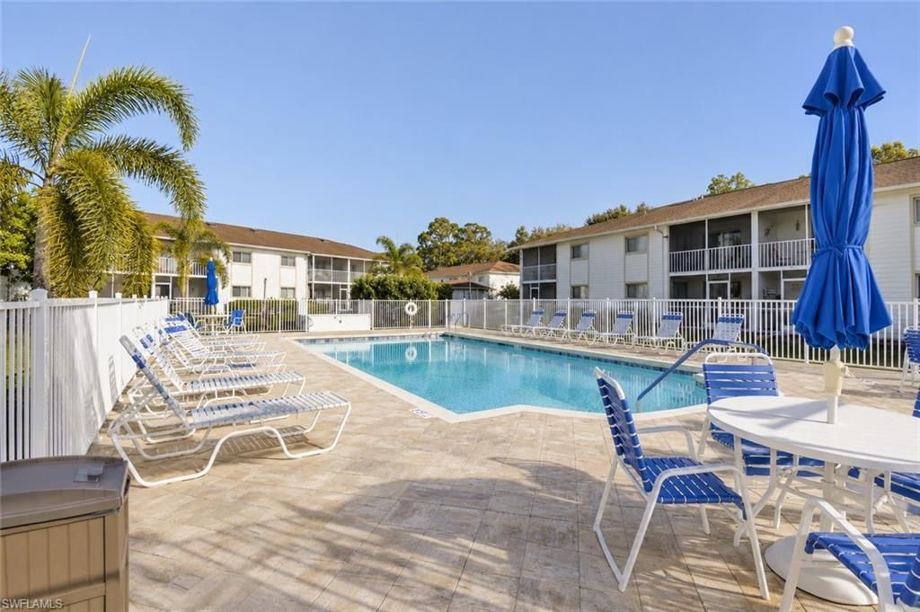 2340 Naples Trace Cir, Unit 2, Naples, FL 34109 Photo