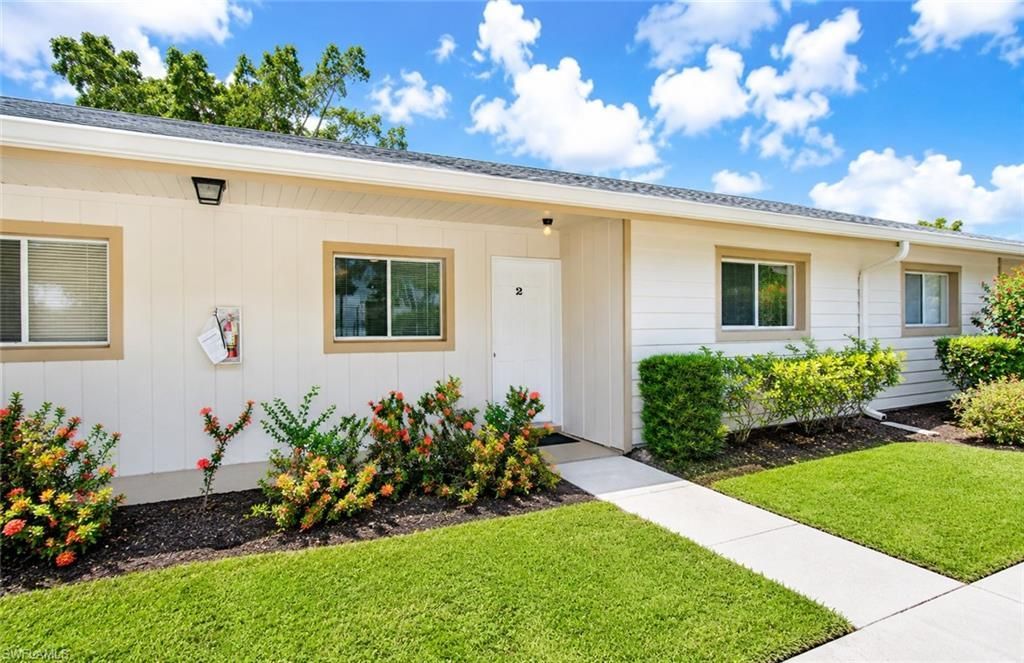 2340 Naples Trace Cir, Unit 2, Naples, FL 34109 Photo