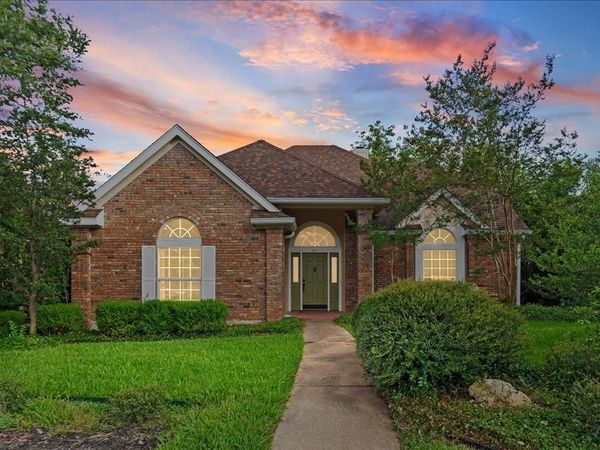 3201 Sesbania DR, Austin, TX 78748