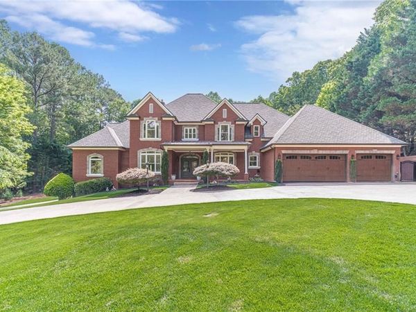 2431 Rabbit Farm Circle , Loganville, GA 30052