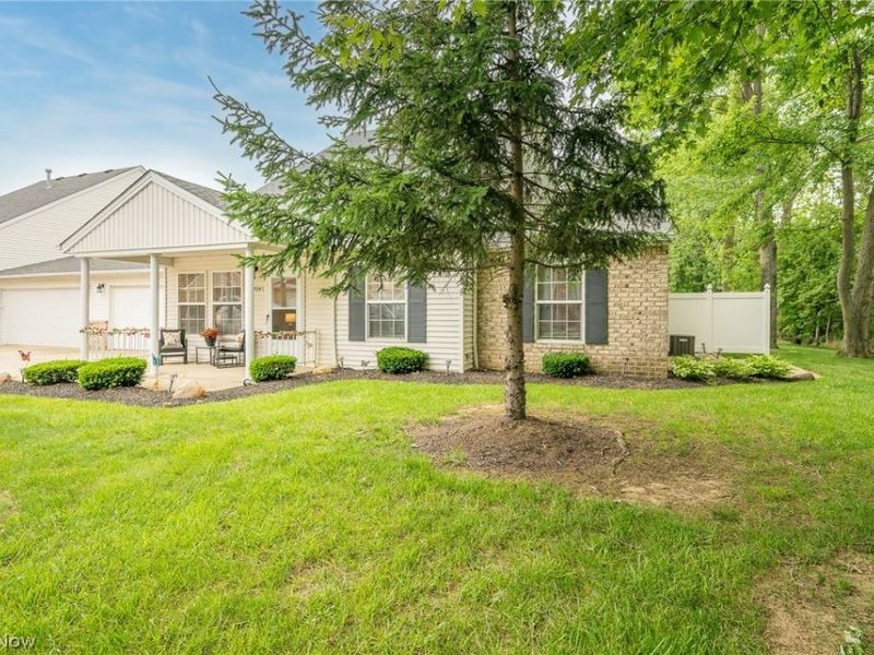 786 N Creek Drive, Unit 786, Painesville, OH 44077 Photo 2