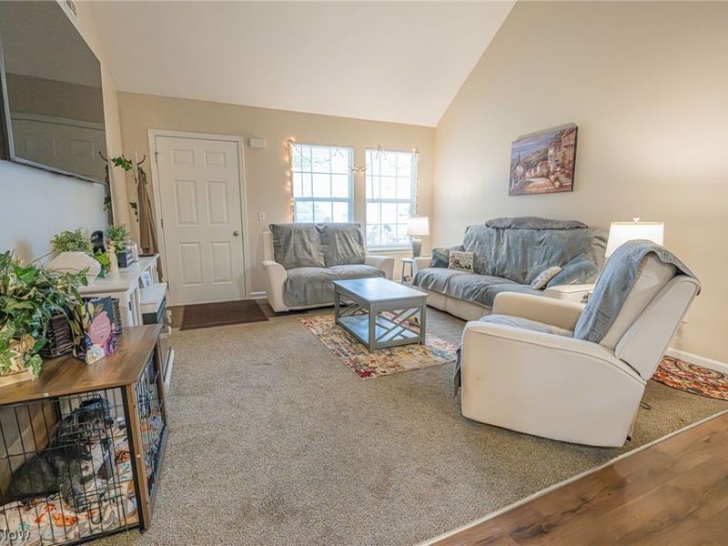 786 N Creek Drive, Unit 786, Painesville, OH 44077 Photo 7