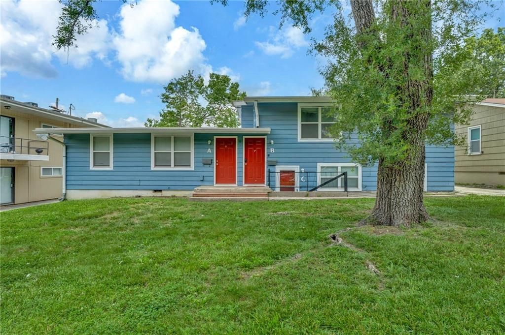 610 W 25th Street, Lawrence, KS 66046 Main Photo