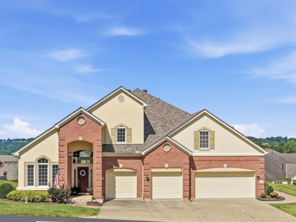 9 Edinburgh Place, North Bend, OH 45052