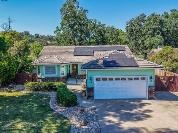 43 Saint Andrews Rd, Valley Springs, CA 95252