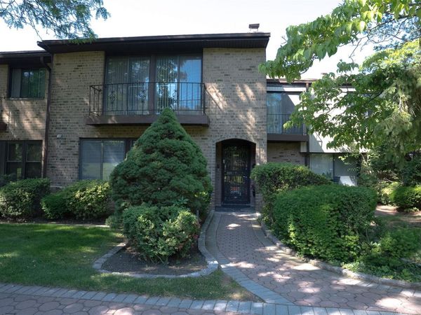 11 Jackson , Unit 74, Scarsdale, NY 10583