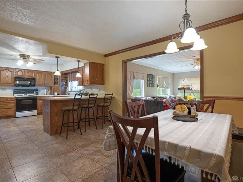 7651 Peters Pike, Butler Township, OH 45414 Photo 12