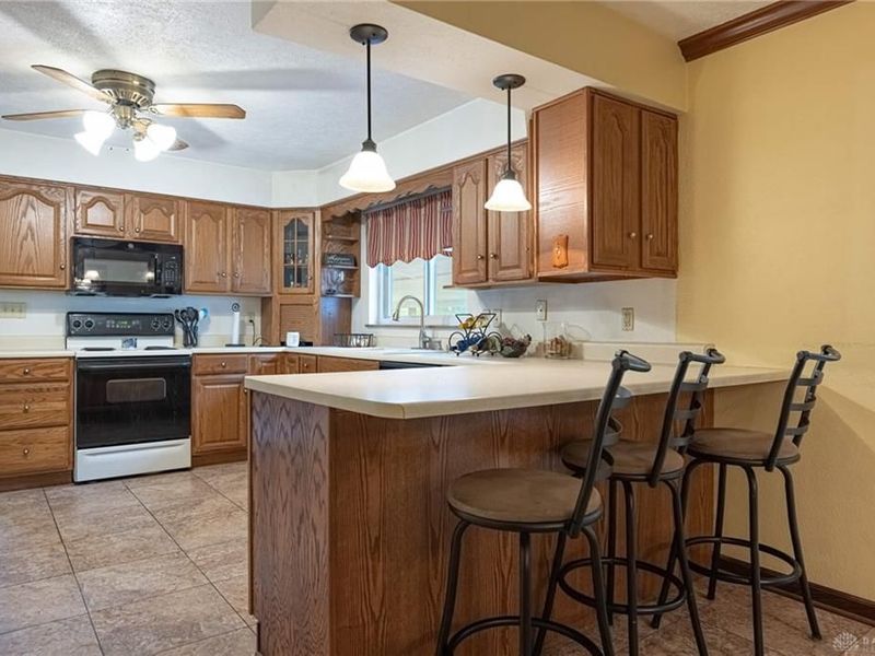 7651 Peters Pike, Butler Township, OH 45414 Photo 14
