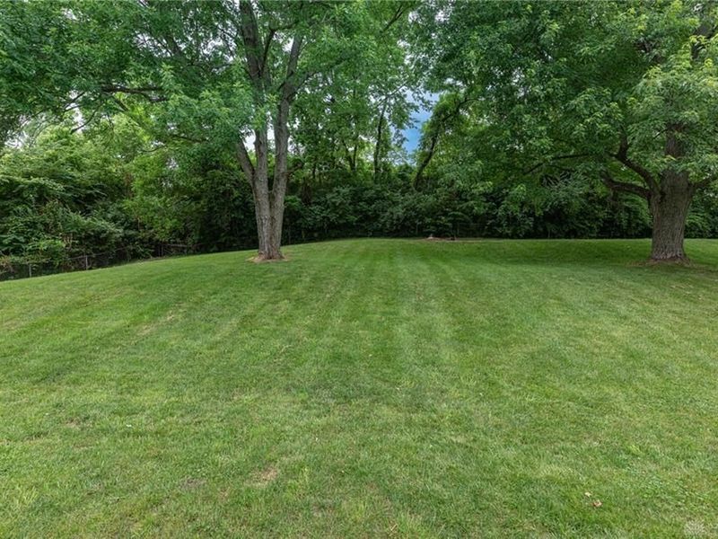 7651 Peters Pike, Butler Township, OH 45414 Photo 49