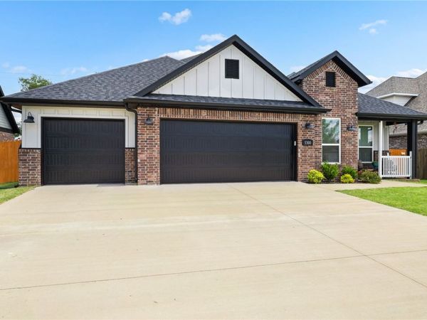 5300 SW Tea Olive Lane , Bentonville, AR 72713