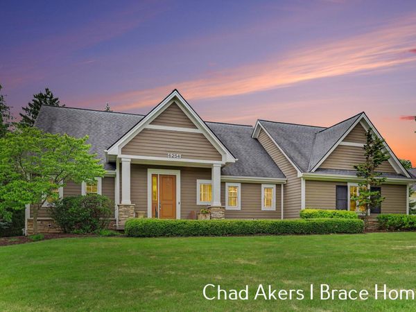 6254 Vickery Hill Court SE, Grand Rapids, MI 49546