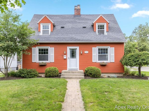 555 E Central Avenue, Zeeland, MI 49464