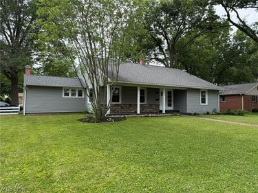 220 Grant Street, Dover, OH 44622