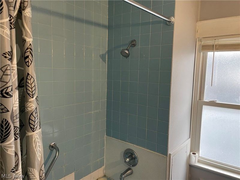 3486 E 105th Street, Cleveland, OH 44104 Photo 9