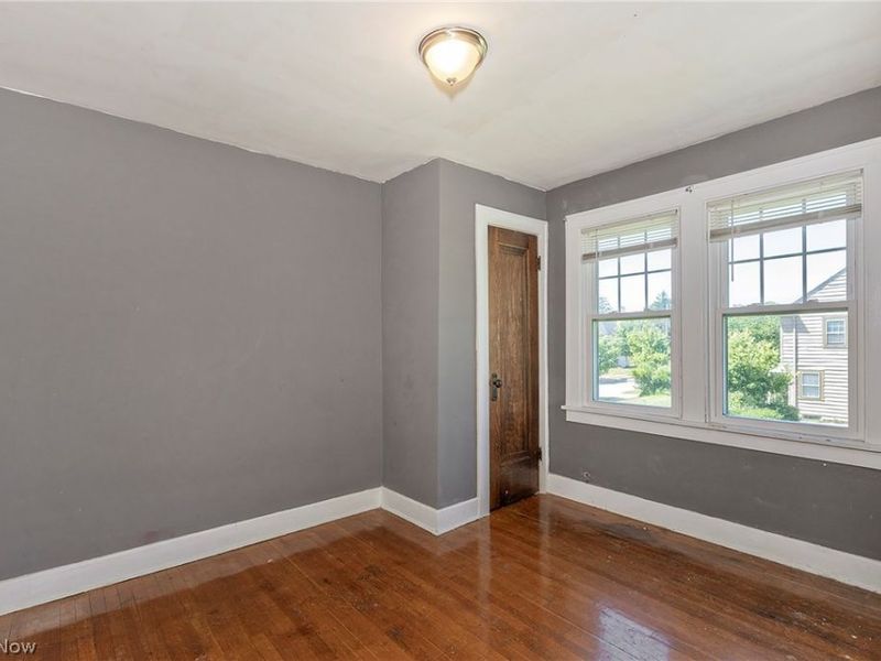 3571 Strathavon Road, Shaker Heights, OH 44120 Photo 12