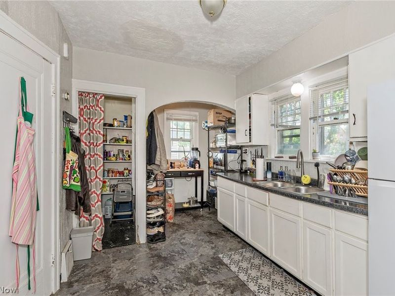 3571 Strathavon Road, Shaker Heights, OH 44120 Photo 23