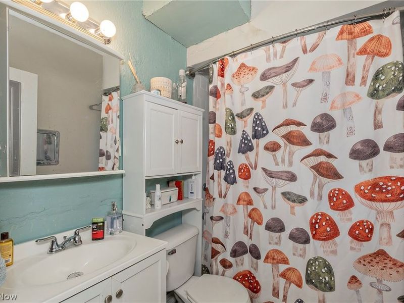 3571 Strathavon Road, Shaker Heights, OH 44120 Photo 28