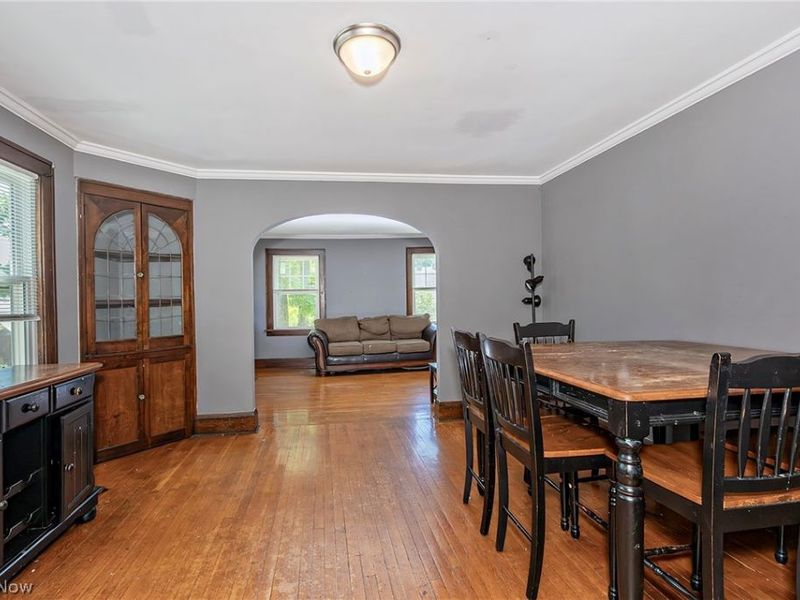 3571 Strathavon Road, Shaker Heights, OH 44120 Photo 7