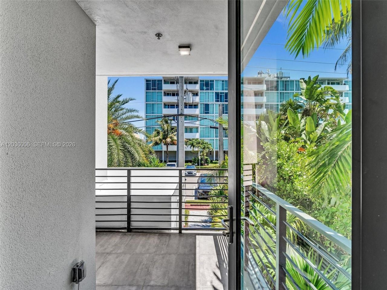 1930 Bay Dr, Unit PH1, Miami Beach, FL 33141 Photo
