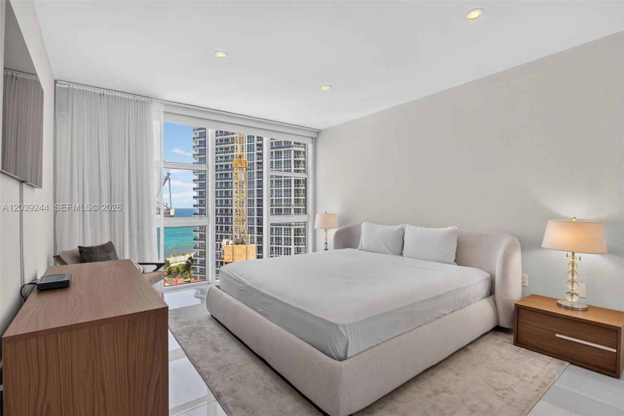 10275 Collins Ave, Unit 1521, Bal Harbour, FL 33154 Photo