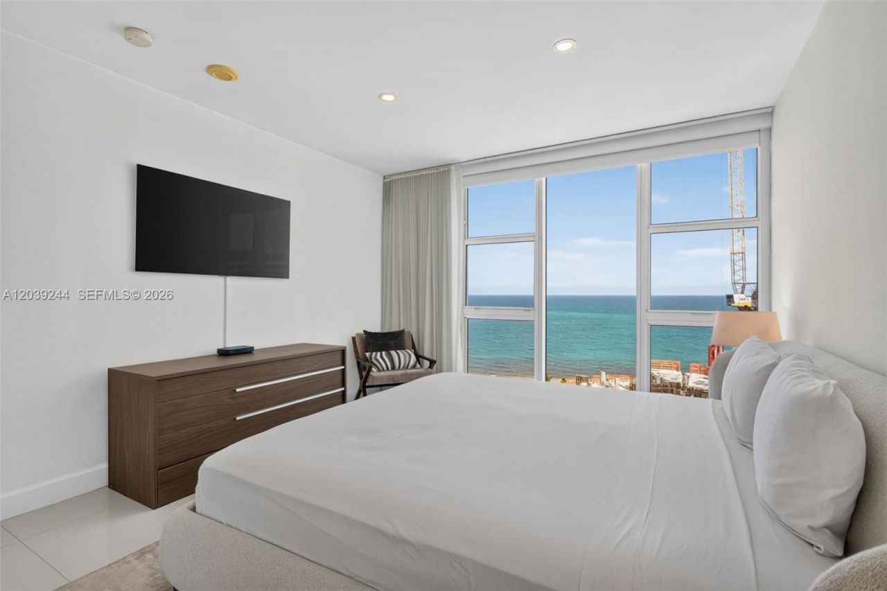 10275 Collins Ave, Unit 1521, Bal Harbour, FL 33154 Photo