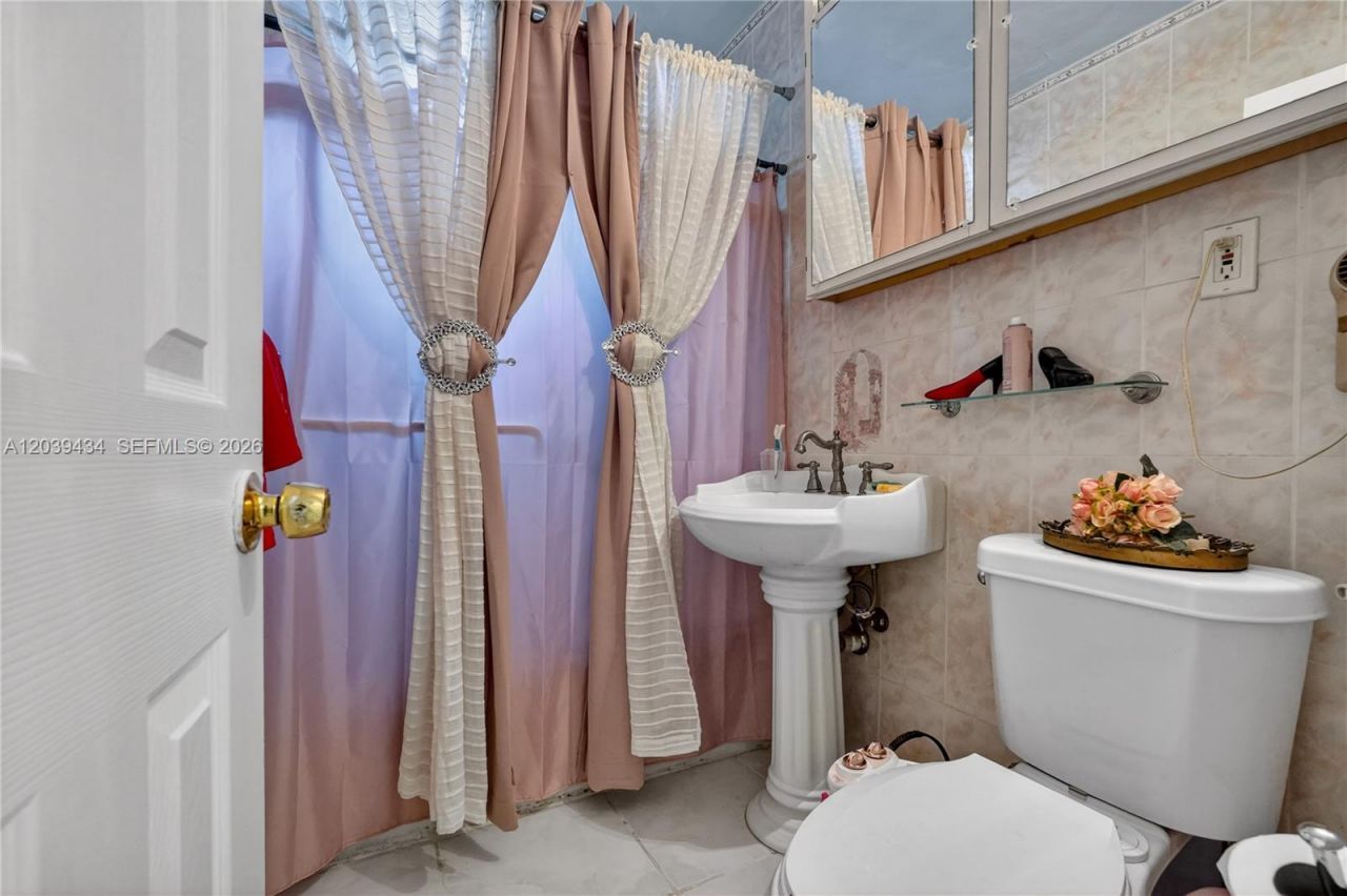 Please Call For Address, Miami, FL 33147 Photo