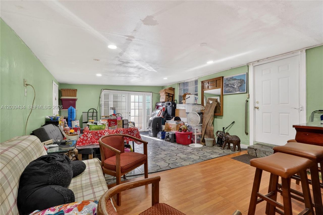 Please Call For Address, Miami, FL 33147 Photo