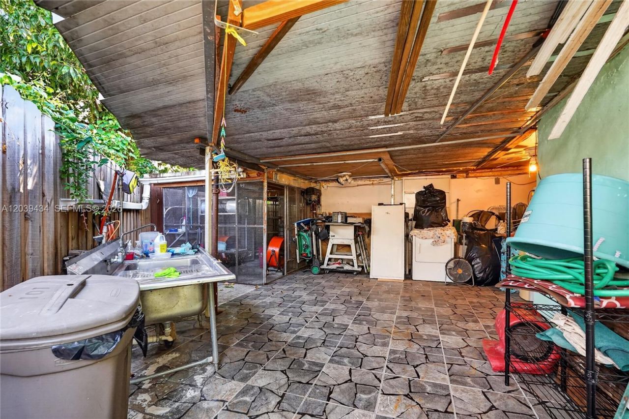 Please Call For Address, Miami, FL 33147 Photo
