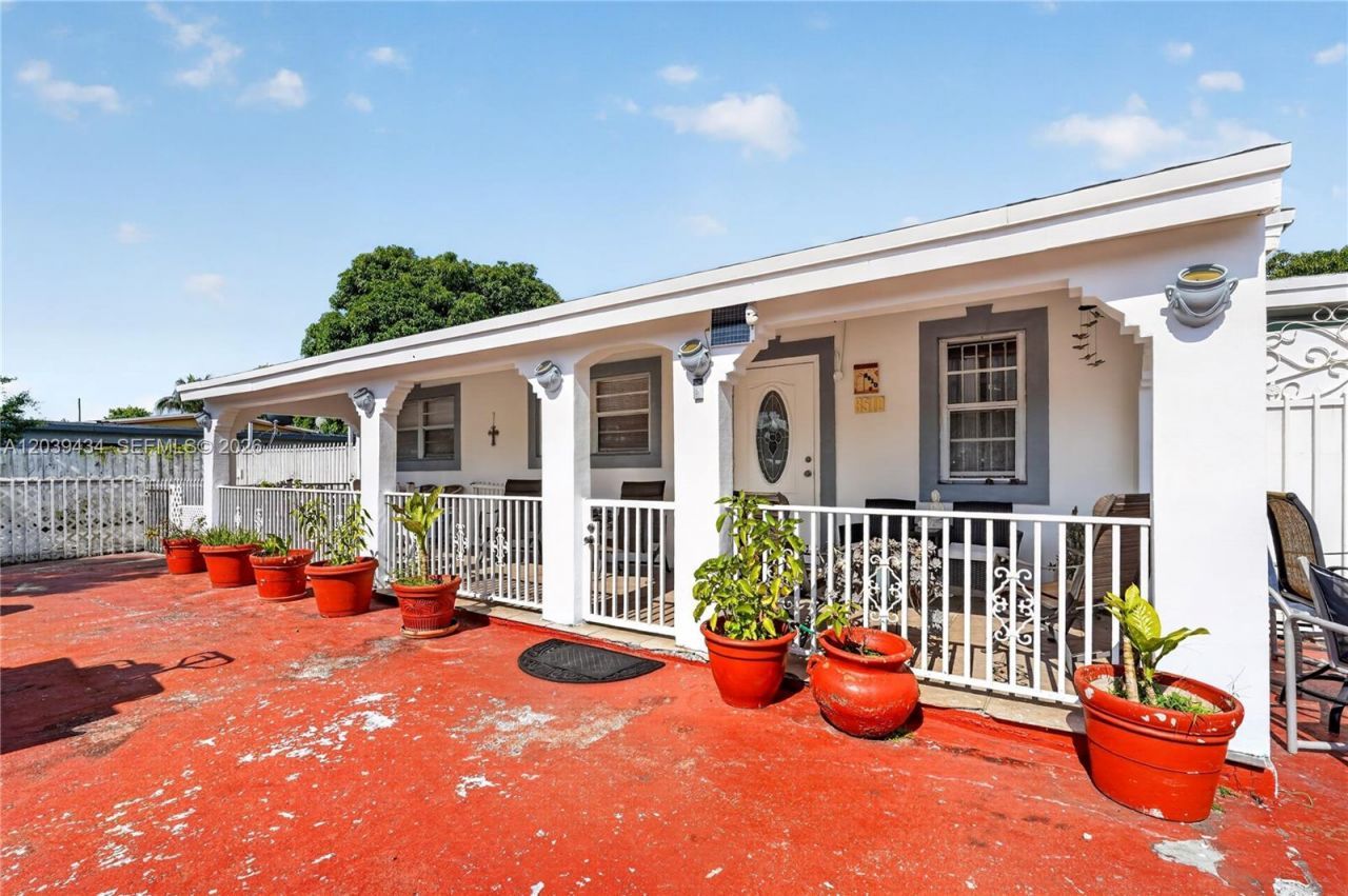 Please Call For Address, Miami, FL 33147 Photo