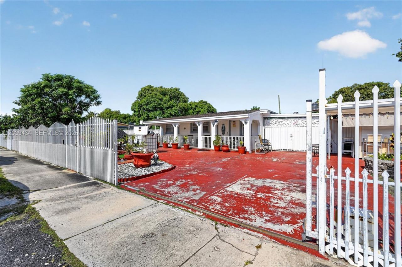 Please Call For Address, Miami, FL 33147 Photo